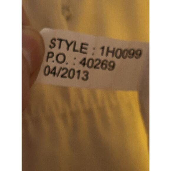 Vineyard Vines Men's Flat Front Shorts - Light Yellow - Picture 10 of 10